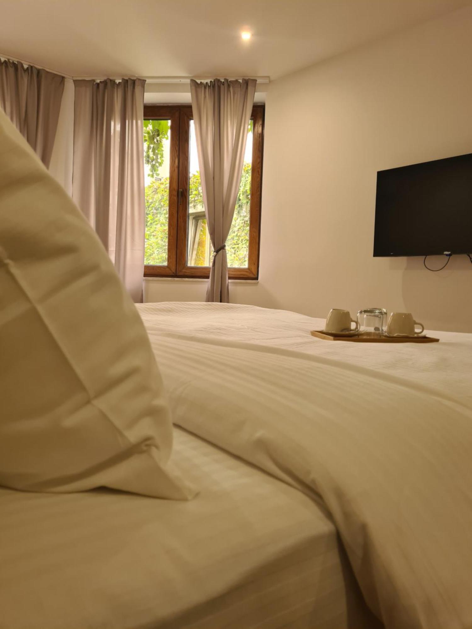 Fera Hotel Белград Екстериор снимка