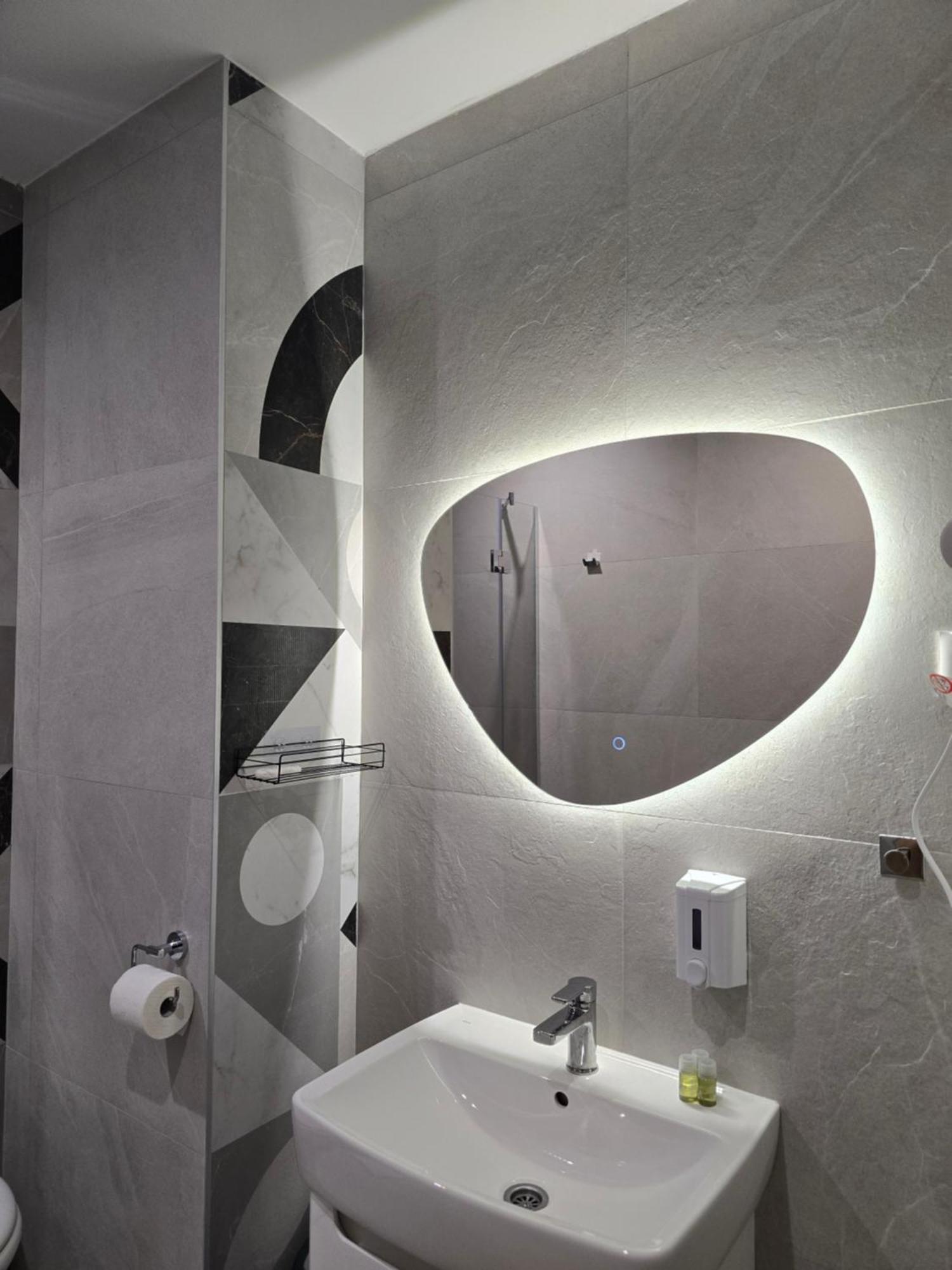 Fera Hotel Белград Екстериор снимка