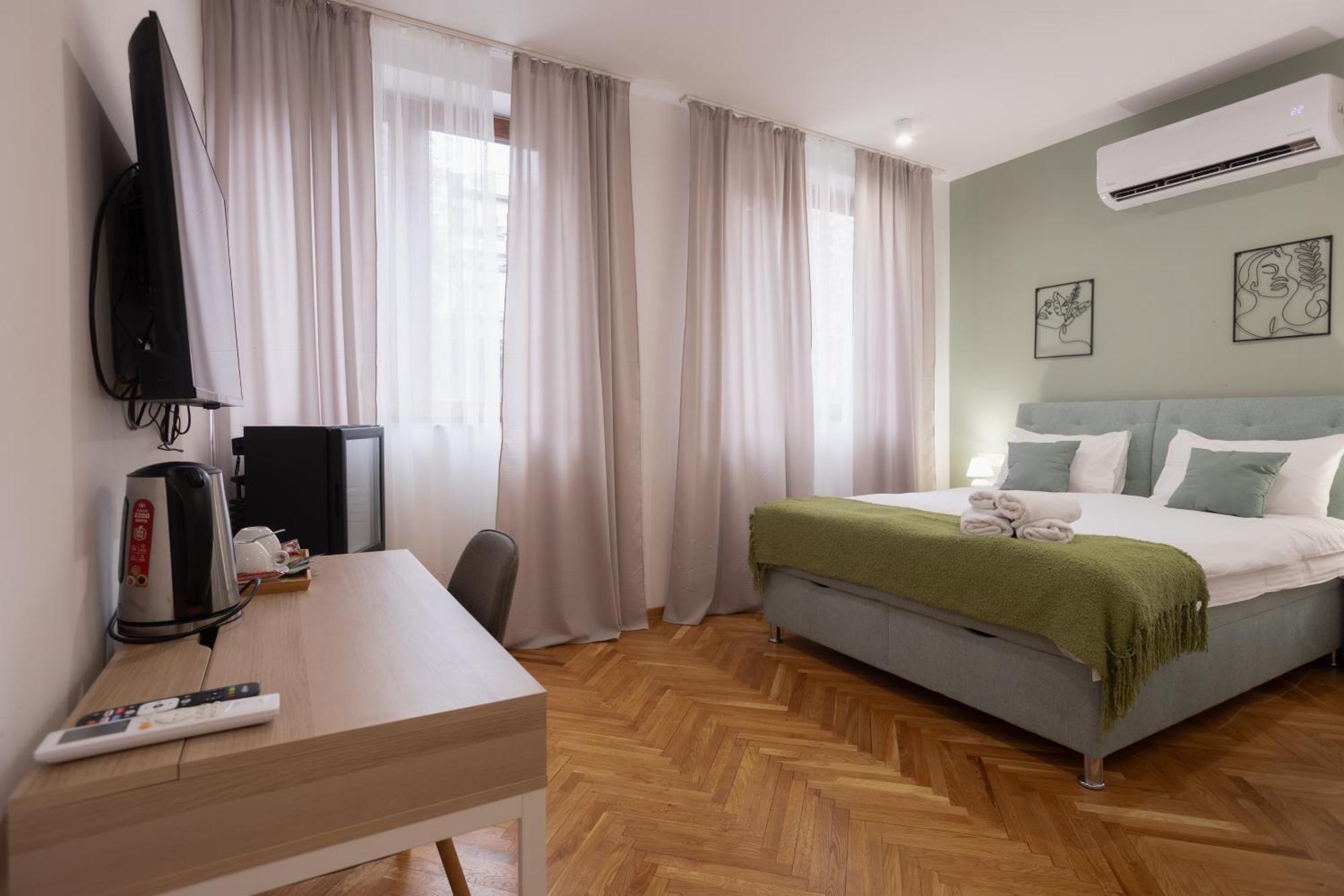 Fera Hotel Белград Екстериор снимка