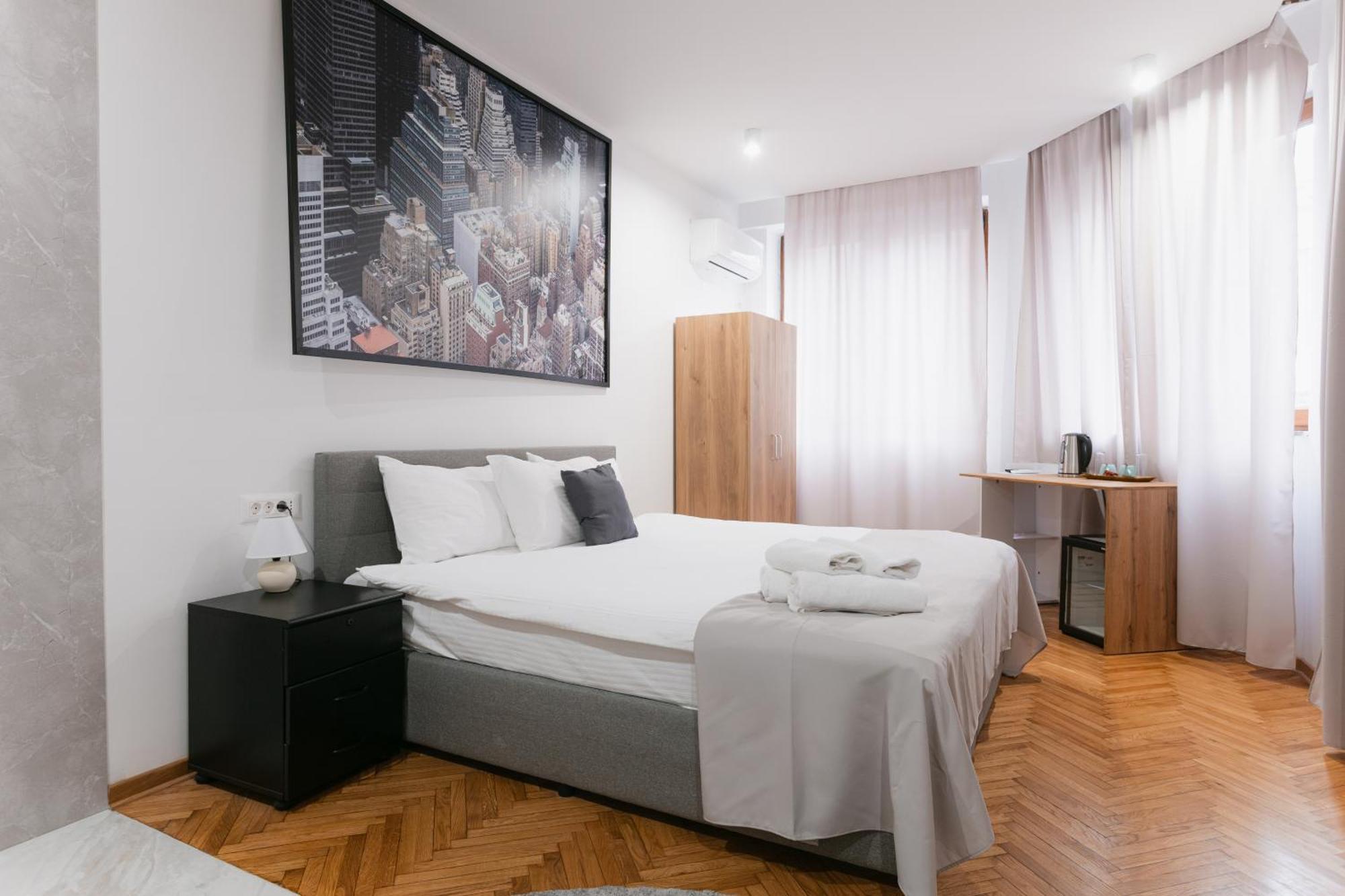 Fera Hotel Белград Екстериор снимка